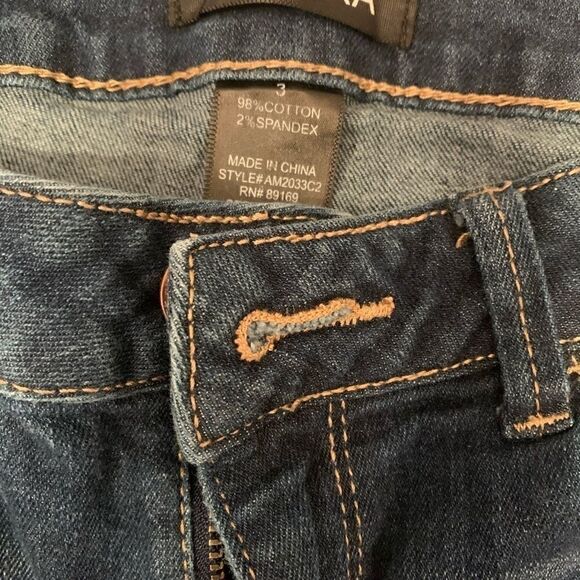 Genera jeans blue size 3 skinny destroyed - Picture 7 of 8